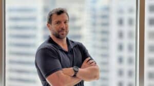 A CHICOOH+, trading desk de mídia OOH e DOOH, anuncia Henrique Sales como seu novo Chief Sales Officer (CSO).