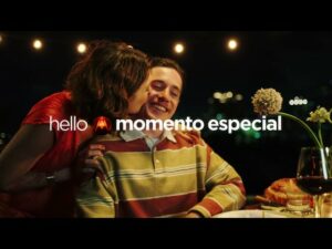 A nova campanha da Motorola no Brasil celebra a autenticidade da marca, levando o mote “Hello, vida real. Hello moto”.