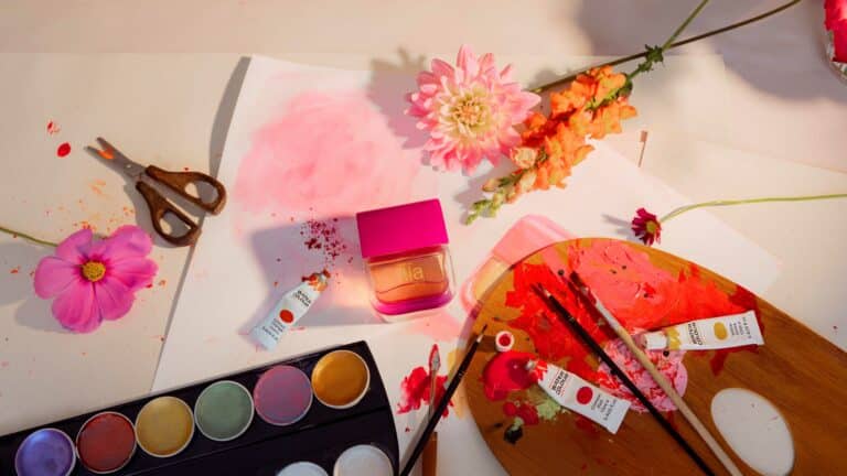 A Natura lança campanha dedicada à Ilía, após grande sucesso nas redes sociais com a viralização das fragrâncias da linha de perfumaria.