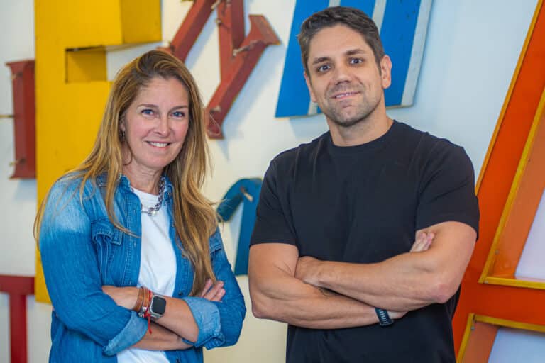 ALTMRK OOH Group anuncia importantes mudanças, com Alessandra Malheiros como VP e Bruno Guerreiro como CGO.