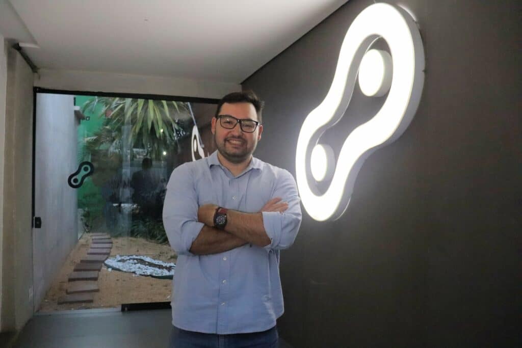 A Score Media comunica a chegada do profissional Fernando Massayoshi Oka como Chief Revenue Officer (CRO).