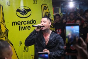 O Mercado Livre surpreendeu os cariocas na última sexta-feira, dia 28, com um show gratuito de Filipe Ret no metrô do Rio de Janeiro.