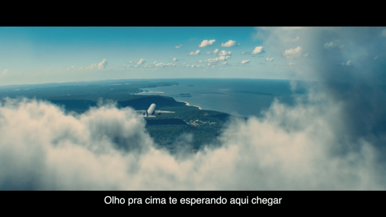 A Azul Linhas Aéreas decidiu investir em uma campanha para anunciar seu novo momento, nomeada "O Céu do Brasil é Azul".