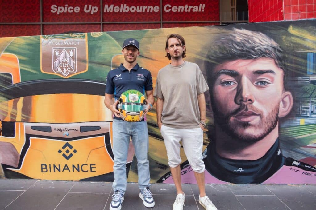 O piloto Pierre Gasly estreará a temporada de 2025 na corrida da Austrália com um capacete desenhado por um fã, selecionado pela Binance.