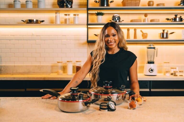 Royal Prestige e Rebeca Andrade destacam a busca por alto desempenho e inovação, essenciais tanto na gastronomia quanto no esporte.