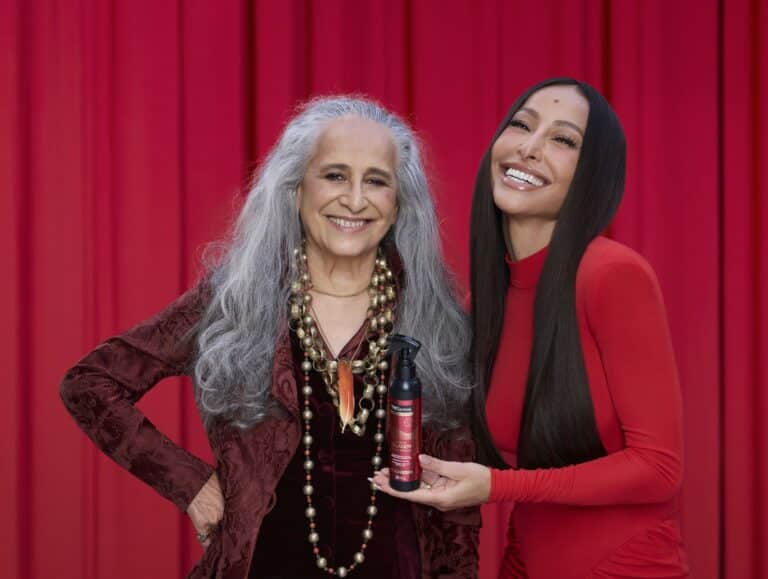 A TRESemmé apostou em um encontro inusitado para apresentar seu mais novo lançamento: o Sistema Selagem Profissional Frizz-Resistance.
