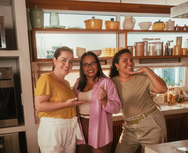 A Qualy comunica nova campanha, em que Qualy Lovers participam de uma websérie de receitas estrelada pela embaixadora da marca, Eliana.