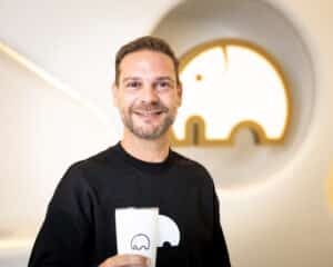 A We Coffee, conhecida por sua experiência gastronômica imersiva, anuncia a chegada de Rafael Polachini como seu novo Diretor de Marketing.