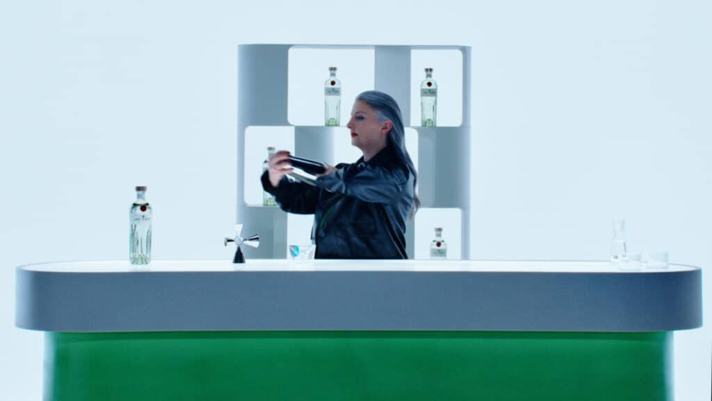 A nova campanha do gin Tanqueray Nº Ten acaba de lançar o experimento global nomeado "The Cocktail of Dreams".