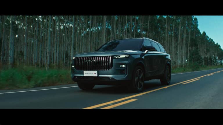 A Omoda | Jaecoo inicia sua trajetória no Brasil com o lançamento de sua primeira campanha publicitária, assinada pela iD\TBWA.