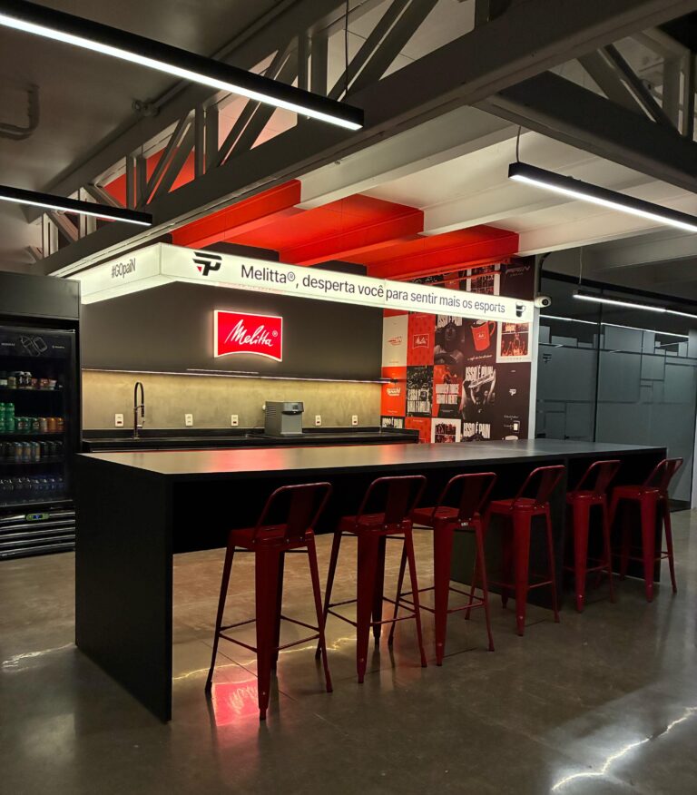 A Melitta, fortalecendo ainda mais a presença da marca no mercado de games e esports, inaugura o espaço paiN Café by Melitta.
