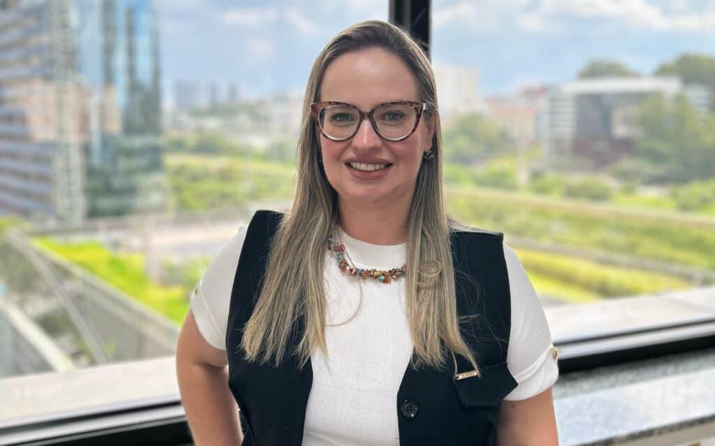 Como a OPPO usa tecnologia e afeto para homenagear as mães. Entrevista com Juliana Mantuano de Meneses, Head do Jurídico da OPPO Brasil