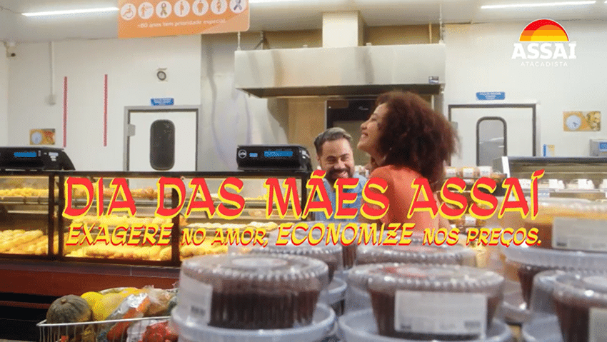Com a assinatura "Exagere no amor. Economize nos preços", o Assaí lança sua primeira campanha nacional para o Dia das Mães.