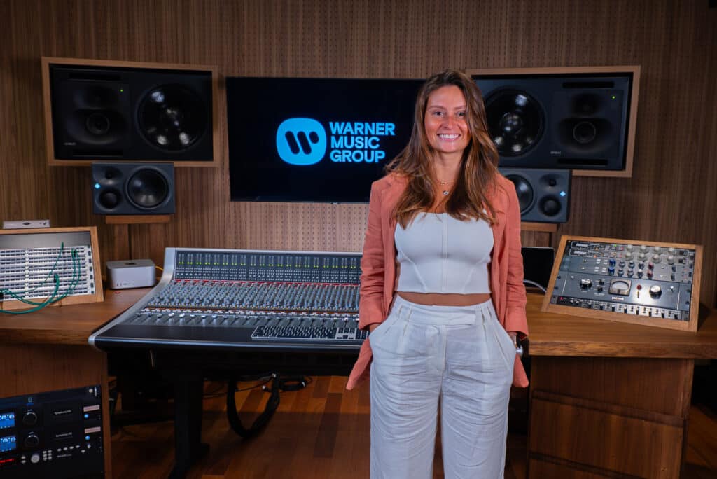 A partir de 1º de julho, Marcela Moreira assume oficialmente o cargo de Diretora-Geral da Warner Music Brasil.