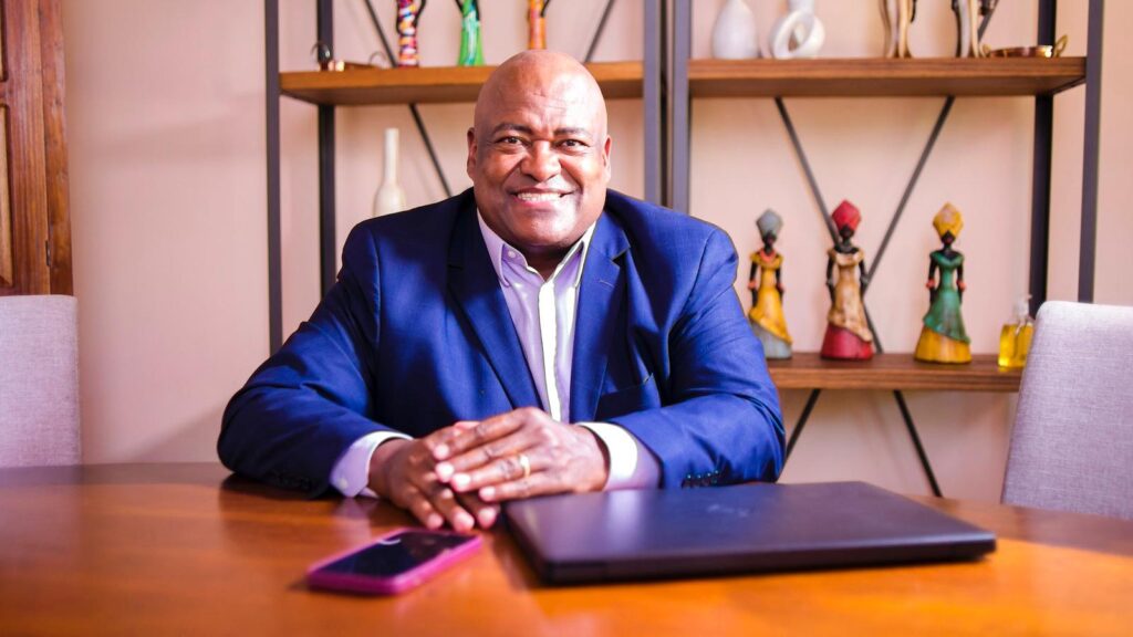 Confira o artigo "O OOH em movimento: considerações e projeções para os próximos meses", escrito por Chico Preto, CEO da CHICOOH+.