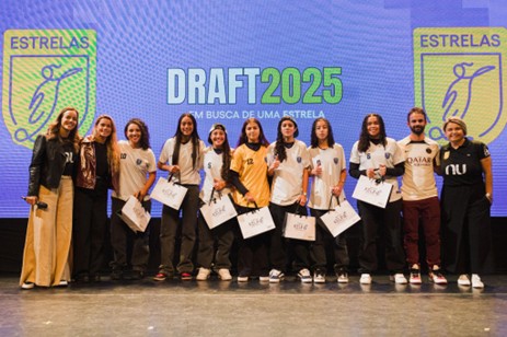 Keune Haircosmetics anuncia parceria com Em Busca de Uma Estrela, iniciativa voltada à formação de jovens atletas por meio do futebol feminino.
