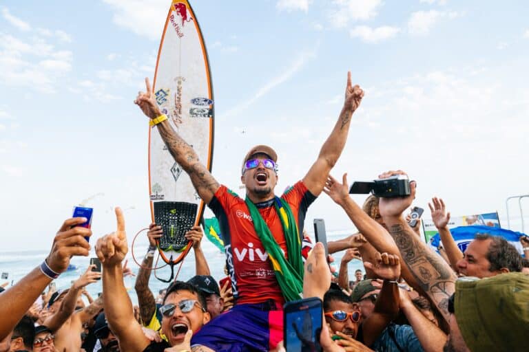 A Vivo comunica a renovação do contrato com a WSL por mais três temporadas e permanecerá com o naming rights do Vivo Rio Pro.