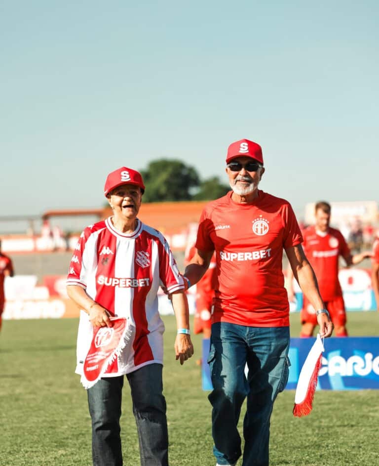 O duelo entre Bangu e América-RJ, pela quinta rodada da Taça Santos Dumont, ganhou um novo significado dentro de campo pela Superbet.