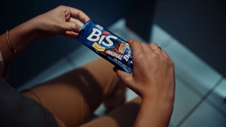 A BIS ganhou mais uma camada com a promoção "O Prêmio já Diz", que reforça a nova assinatura de marca "BIS. O Nome Já Diz".