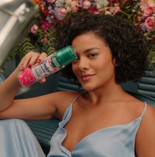 A Comfort marca presença de forma inédita e criativa na icônica novela Vale Tudo, com um merchan com a personagem Maria de Fátima.
