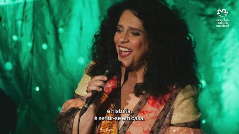 Celebrando oito anos, a Casa Natura Musical preparou uma programação que une nomes célebres e novas vozes do cenário musical brasileiro.