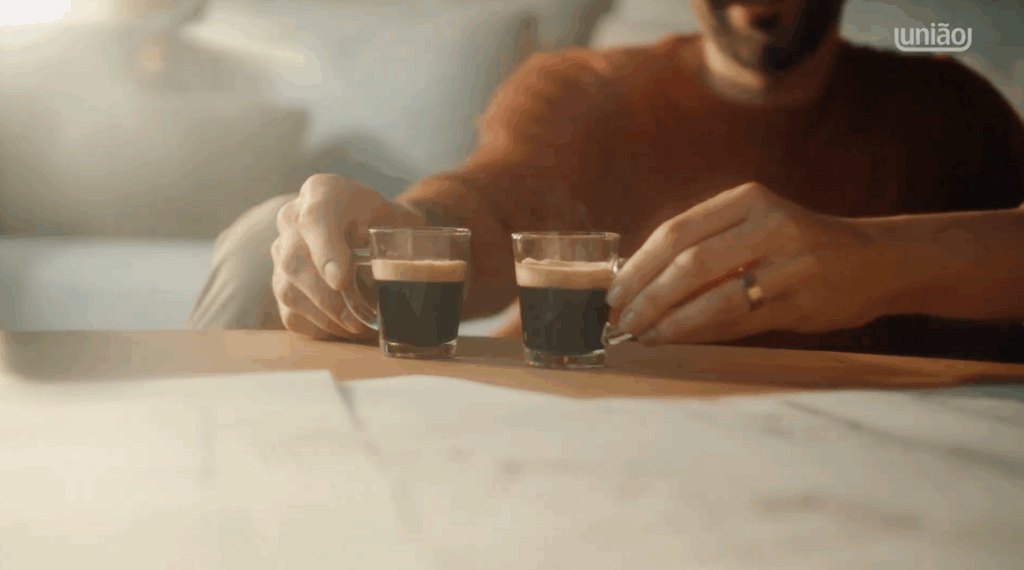 A União estreia sua nova campanha, assinada pela Lew'Lara\TBWA, para apresentar o lançamento da linha de Café Espresso União.
