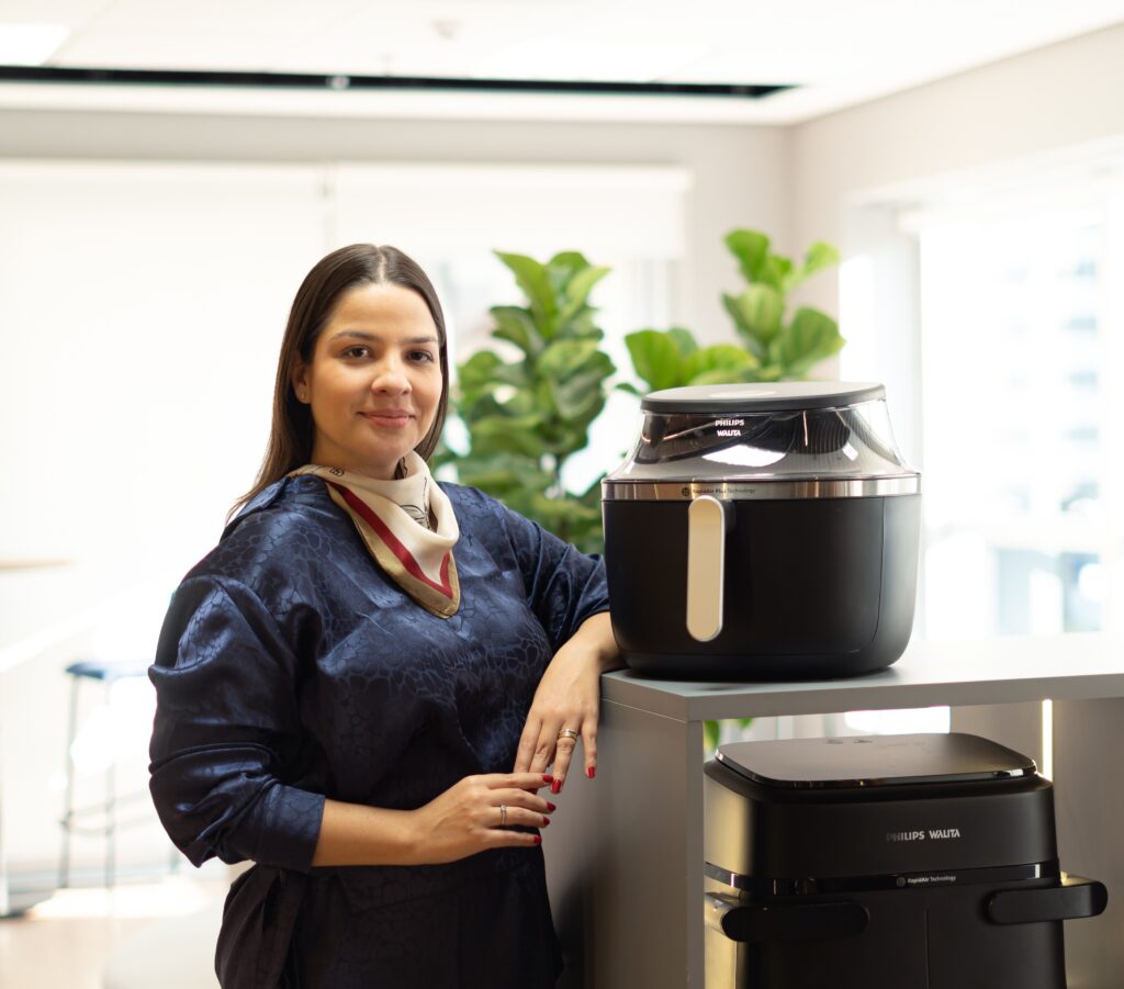A Philips Walita nomeou Bruna Hermogenes, apelidada como a "Rainha da Airfryer", para o cargo inédito de Chief Airfryer Officer (C.A.O).