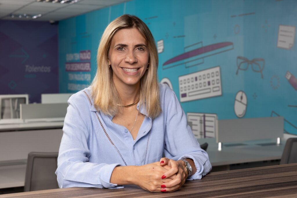 Confira o texto "O futuro do e-commerce está na conexão: por que o marketing conectado é a chave para o sucesso?", de Mariana Tahan Ralisch.