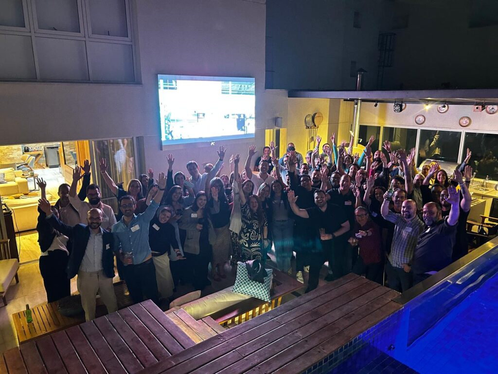 Em parceria com a Kallas Mídia OOH, o Amigos do Mercado realizou o Reencontro Final dos Top 100 Gestores 2024/25.