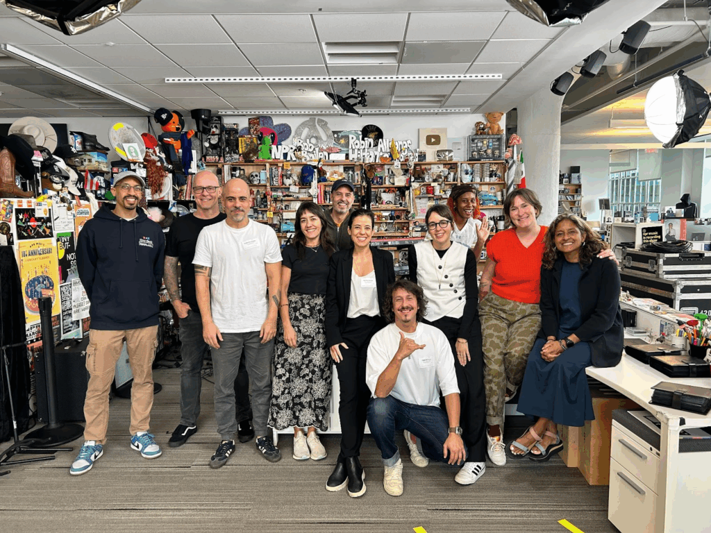 A Heineken anuncia patrocínio à 2a temporada do Tiny Desk Brasil, versão nacional de um dos projetos musicais mais prestigiados do mundo.