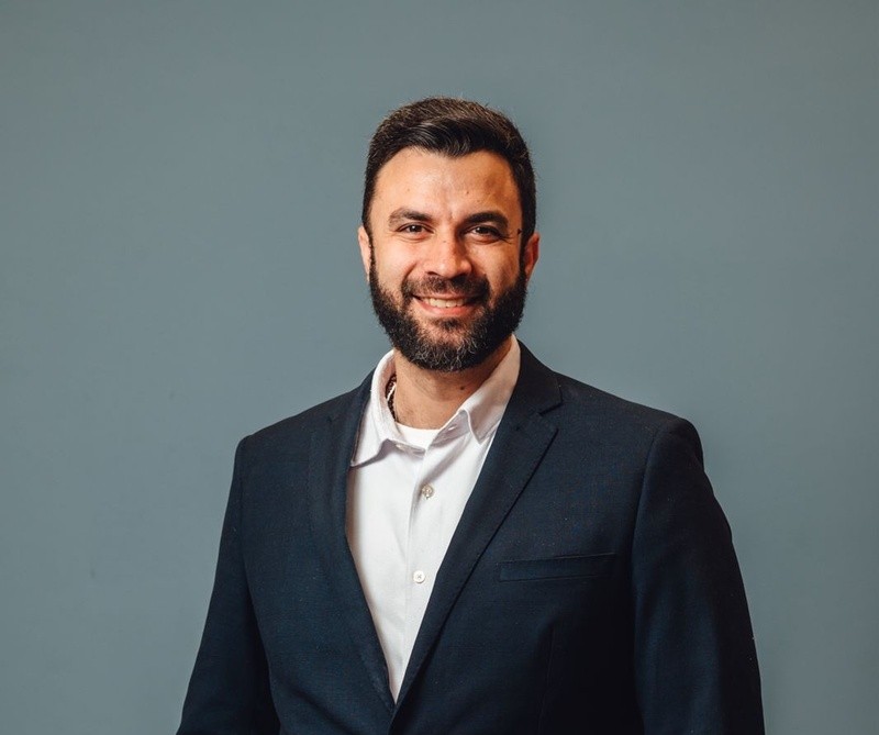 O Grupo Carrefour Brasil comunica a promoção de Julio Alves para o cargo de Chief Marketing Officer (CMO) de Carrefour Varejo e Sam's Club.