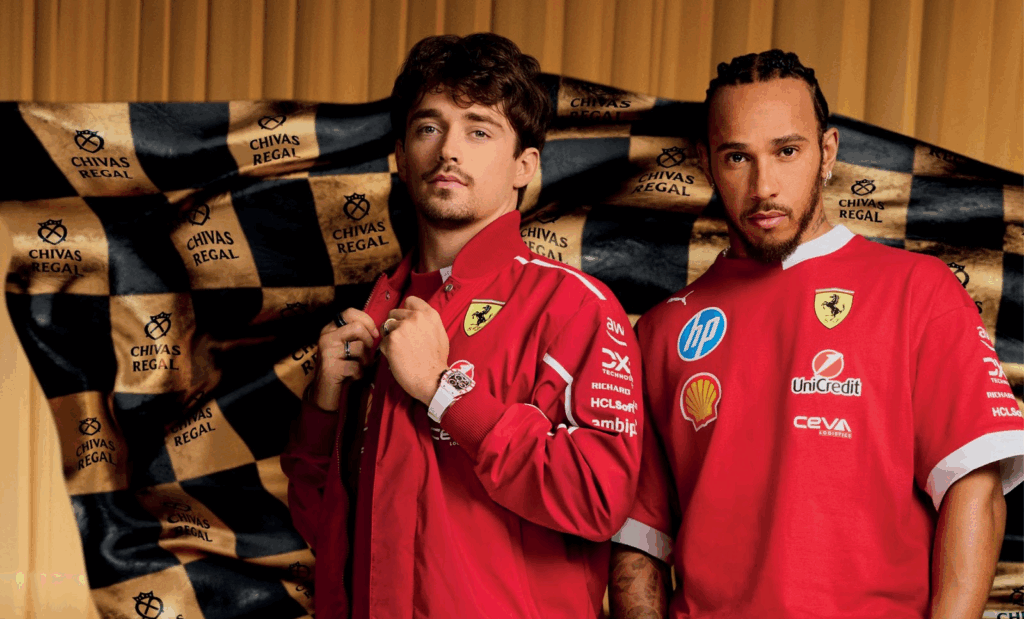 Para mostrar a importância dos bastidores, Chivas Regal coloca heróis invisíveis da Scuderia Ferrari HP sob os holofotes.