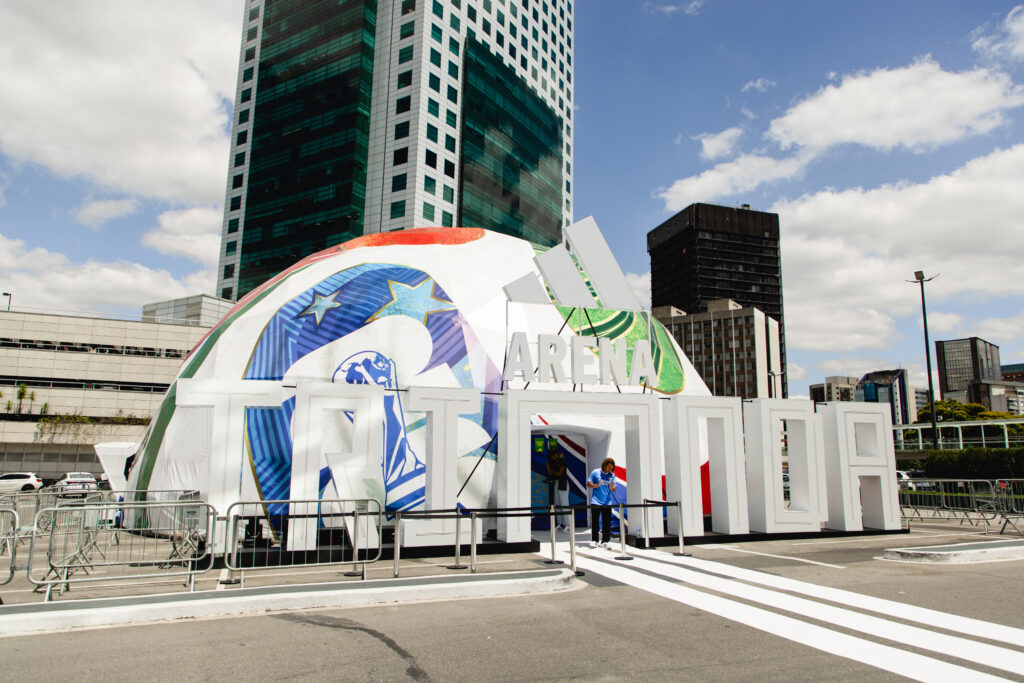 A Adidas inaugura em São Paulo, para celebrar o lançamento da Trionda, a bola oficial da Copa do Mundo FIFA 2026, a Arena Trionda.