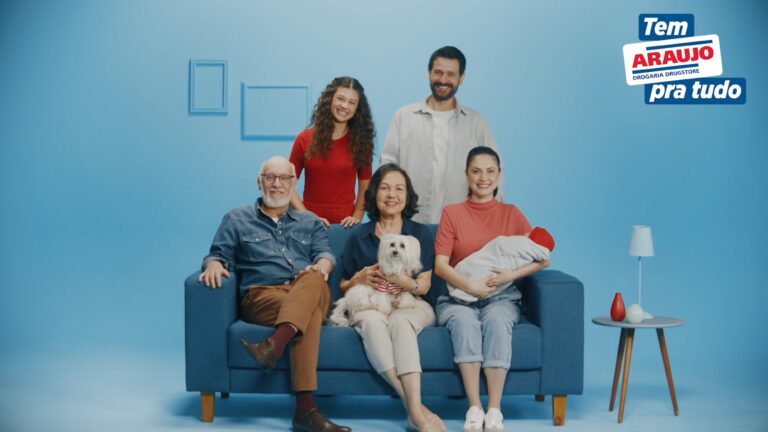 A Drogaria Araujo apresenta sua nova campanha institucional, que estreia o posicionamento "Tem Araujo pra tudo".