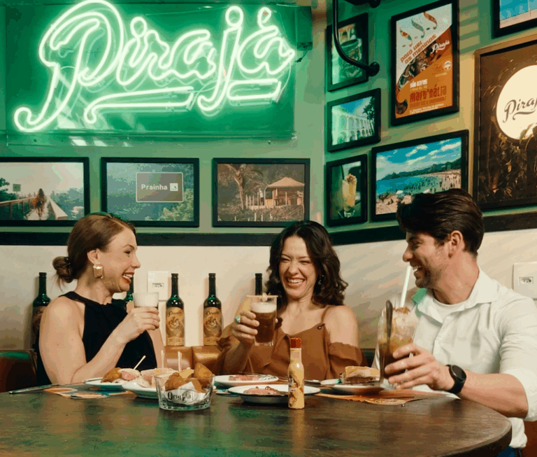 Cherryland assina nova campanha do Pirajá, nomeada "O melhor lugar do mundo para brindar", e reforça tradição de boteco.