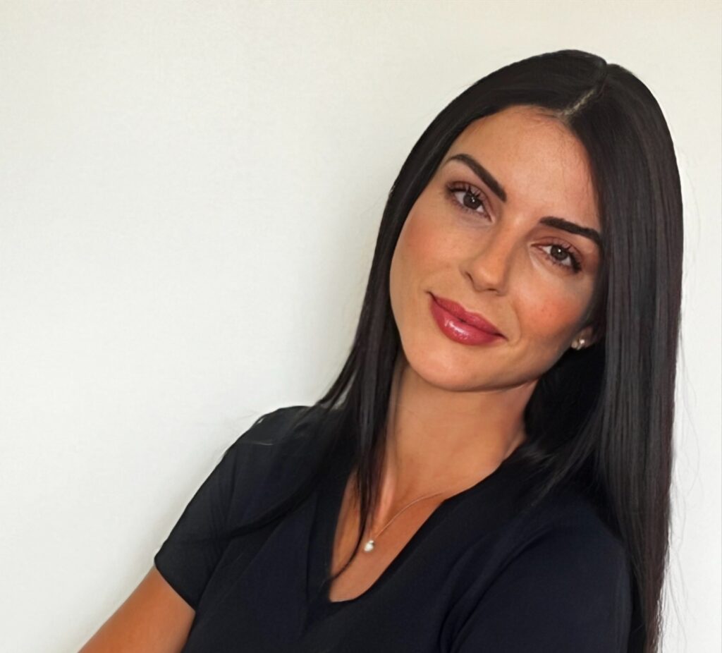 A Sellera.AI comunica a chegada da executiva Cristiane Balloni como sua mais nova Head de Marketing e Produto.