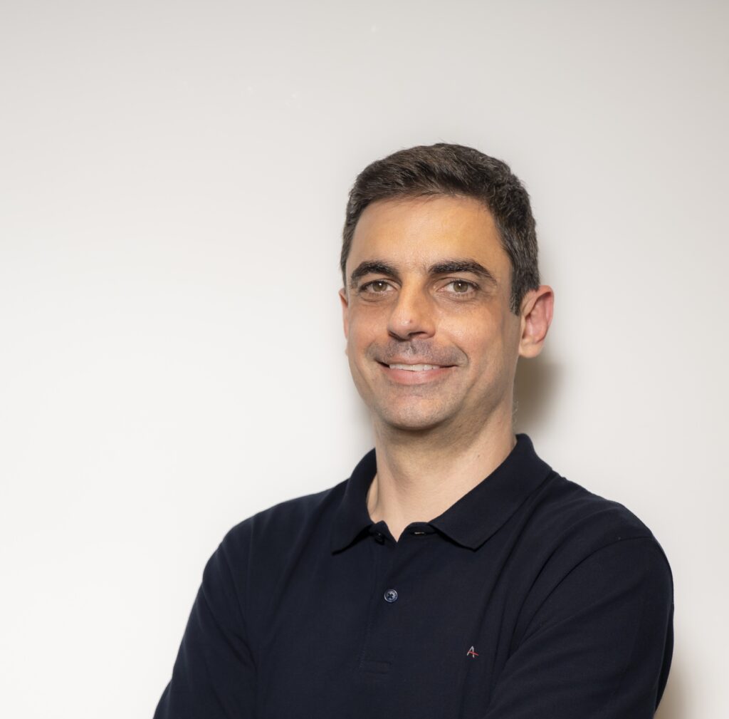 O Casar.com, maior plataforma de sites e listas de casamento do Brasil, anuncia a chegada de Diego Roiuk como novo Diretor de Produtos.