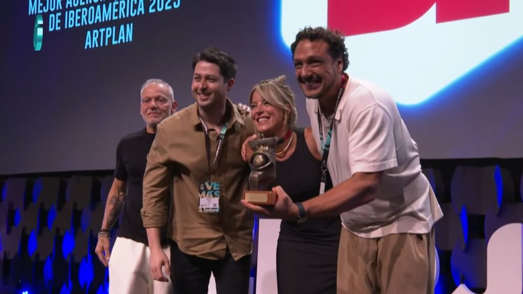 Brasil encerra El Ojo de Iberoamérica 2025 com 131 prêmios, sendo 4 Gran Ojos. Artplan foi reconhecida como Agência Independente do Ano.