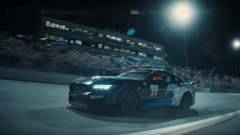 A Ford apresenta o seu novo posicionamento global, "Ready Set Ford", com a estreia de uma campanha no Brasil e na América do Sul.