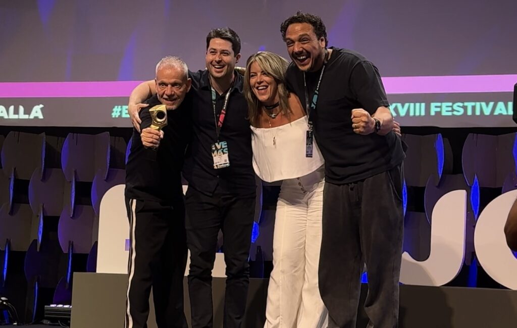 El Ojo Artplan - Agência Melhor Desempenho Local