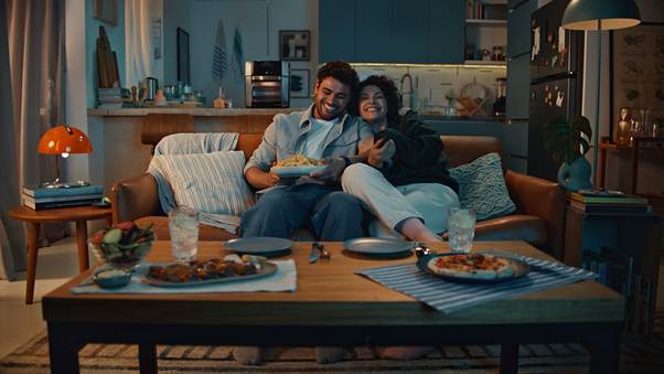 A Britânia apresenta a ação “Mini Momentos” para a Air Fryer Oven 16L, bsucando levar o produto diretamente ao universo do streaming.