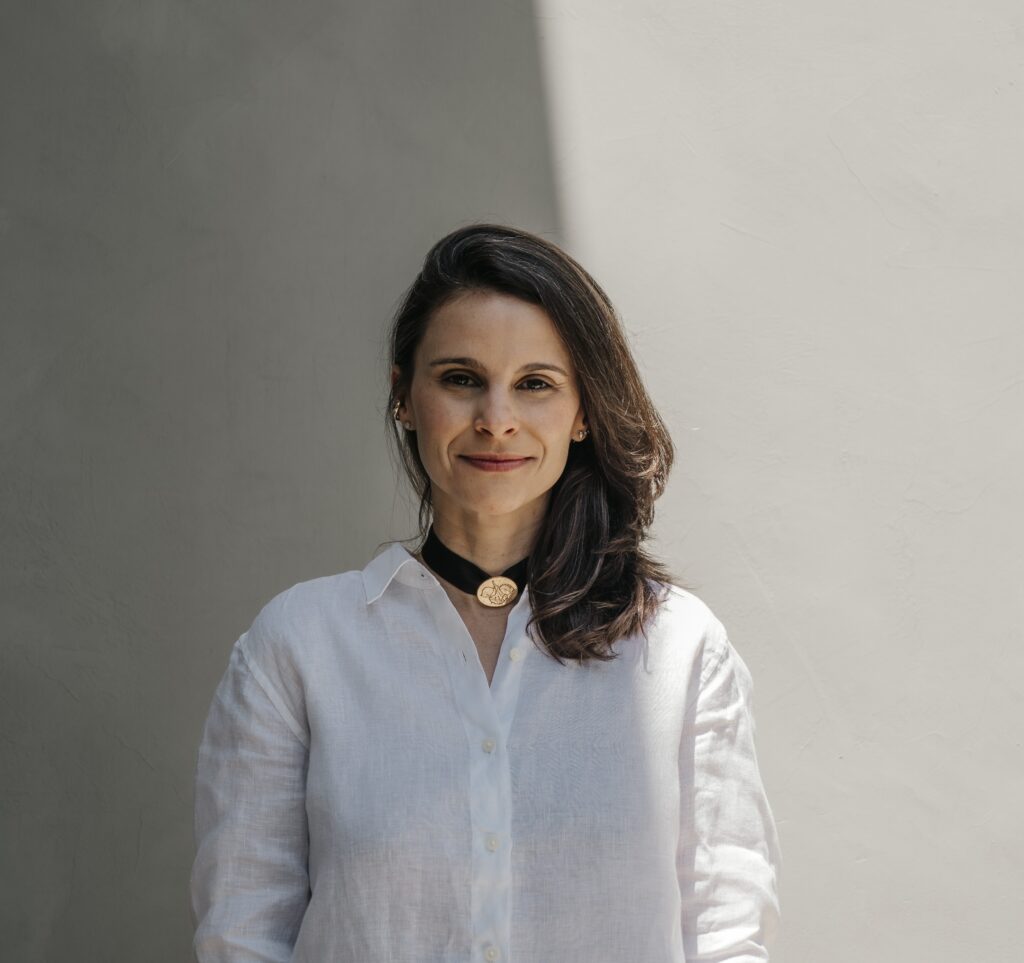 Luisa Ferreira é a nova diretora de atendimento da Primo Content, trabalhando próxima aos diretores de cena da produtora e às agências