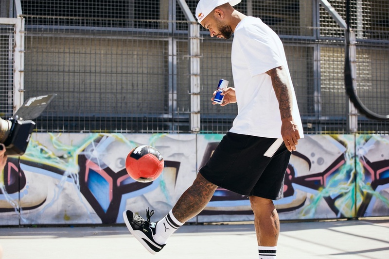 A Red Bull traz ao Brasil uma edição limitada do energético, que estampa o maior artilheiro da história da Seleção Holandesa, Memphis Depay.