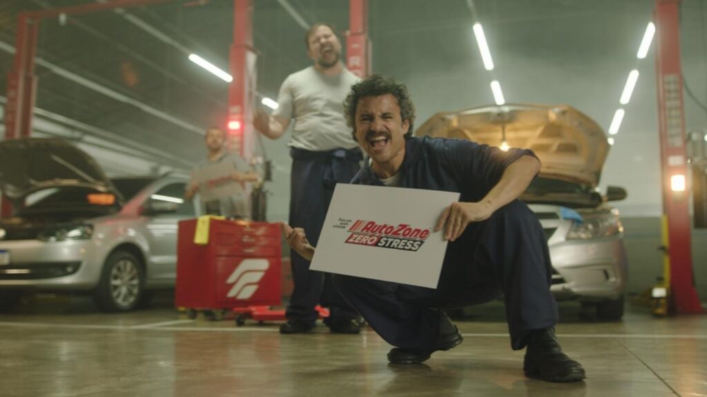 A AutoZone anuncia sua nova campanha nacional: "AutoZone Zero Stress", movimento que marca uma virada de posicionamento da companhia no país.