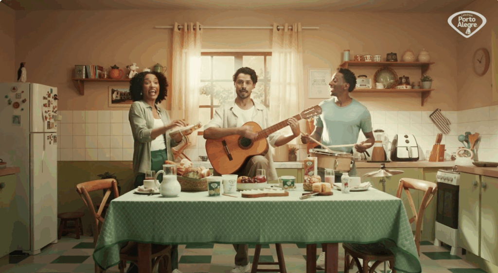 A Laticínios Porto Alegre lança nesta semana sua campanha de final de ano com a mensagem “Feliz Alegria Nova”.