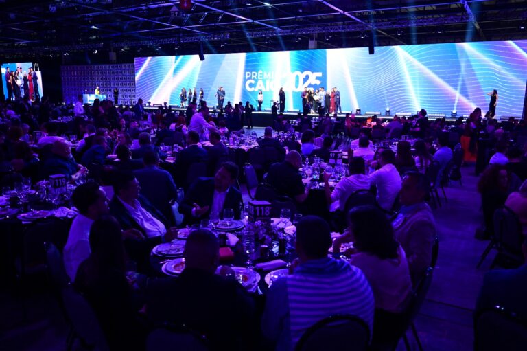 O Prêmio Caio 2025 alcançou o maior crescimento de sua trajetória ao dobrar de tamanho em relação à edição anterior.