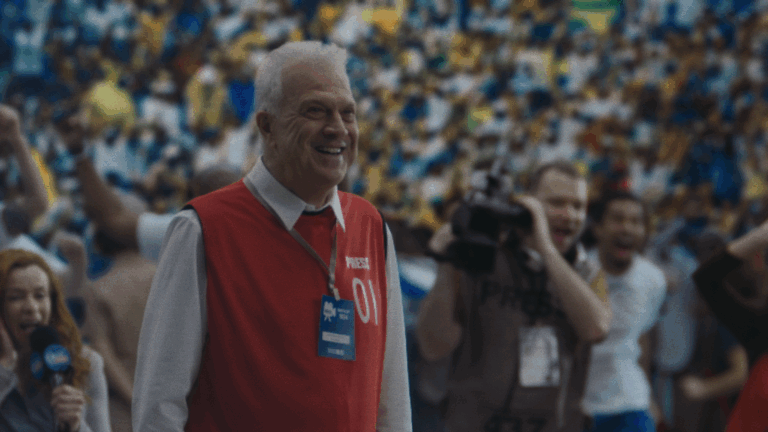 O jornalista e apresentador Pedro Bial protagoniza a nova campanha publicitária da Bradesco Vida e Previdência.