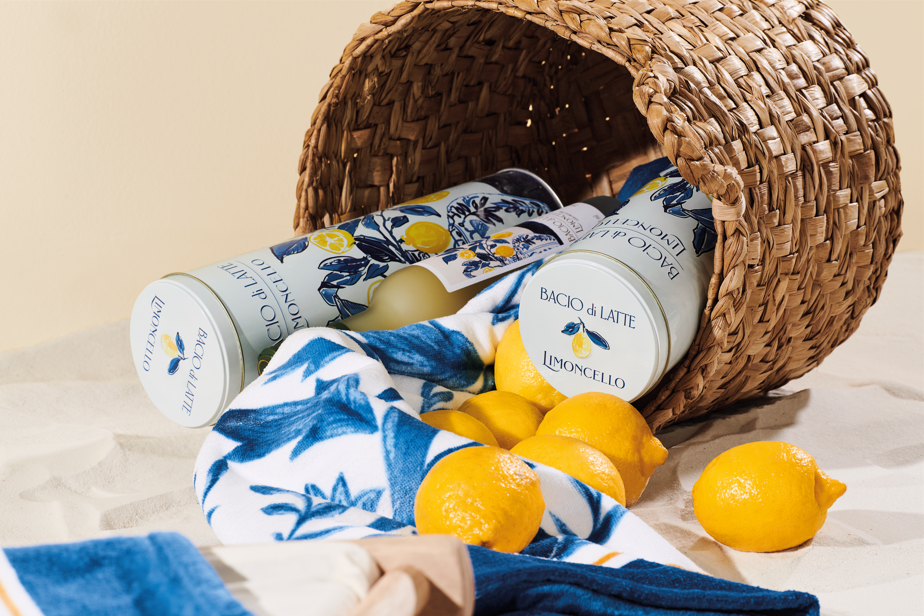 A Trussardi e a Bacio di Latte se unem em uma campanha que convida o público a viver a verdadeira "La Dolce Vita".