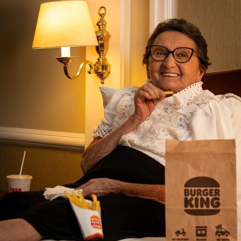 Burger King entra no clima do Globo de Ouro com Tânia Maria e celebra vitória histórica de Wagner Moura por O Agente Secreto.