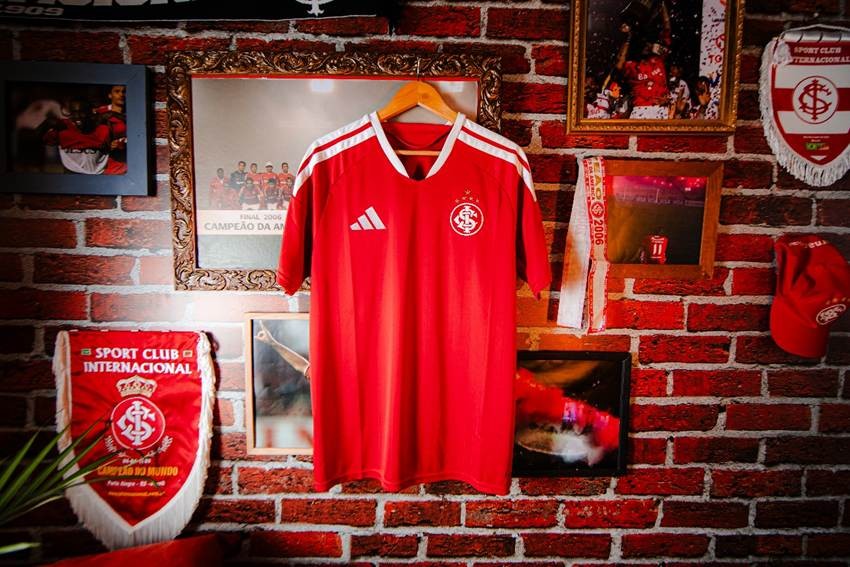 Inter e adidas lançam novo uniforme para a temporada 2026, em celebração ao primeiro título continental